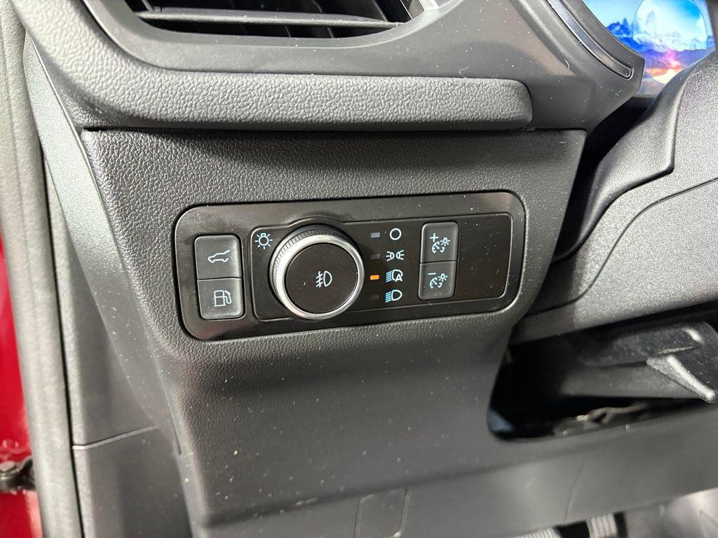 used 2022 Ford Escape car, priced at $24,899