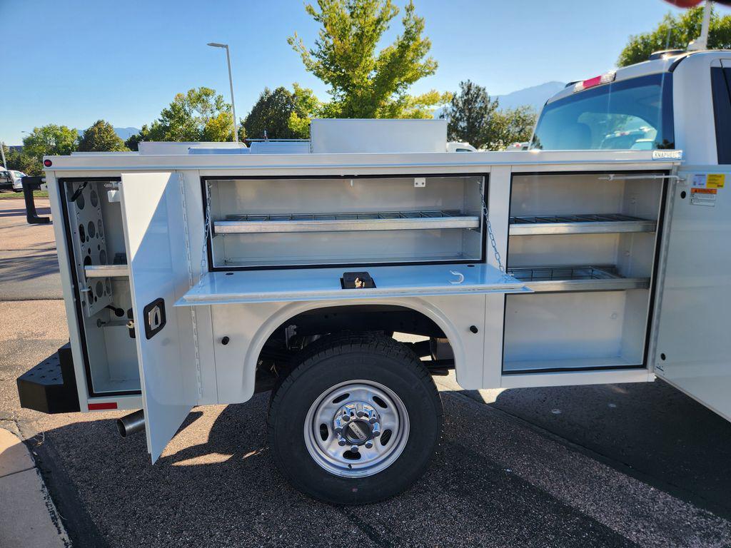 new 2025 Ford F-250 car, priced at $63,311