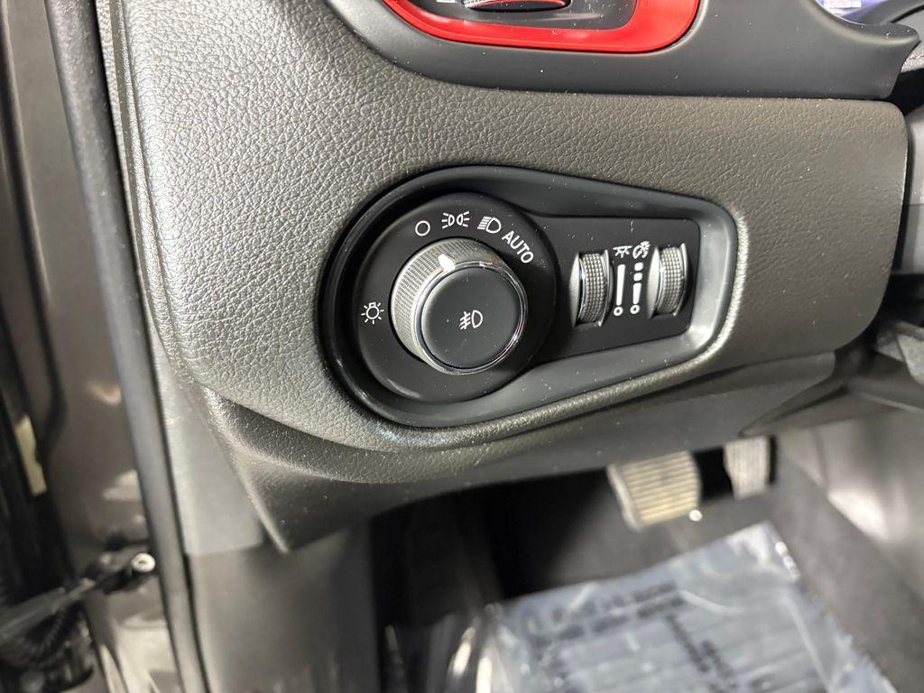 used 2016 Jeep Renegade car, priced at $16,495