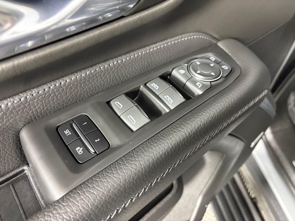 used 2023 GMC Yukon XL car, priced at $61,995