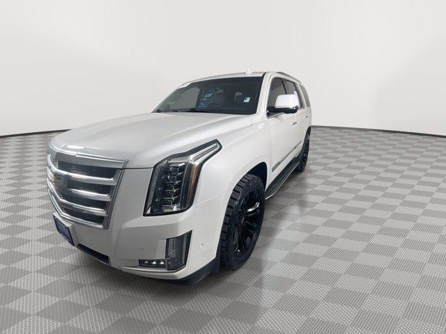 used 2020 Cadillac Escalade car, priced at $39,995