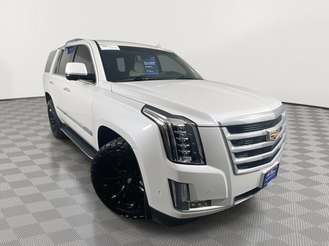 used 2020 Cadillac Escalade car, priced at $39,995