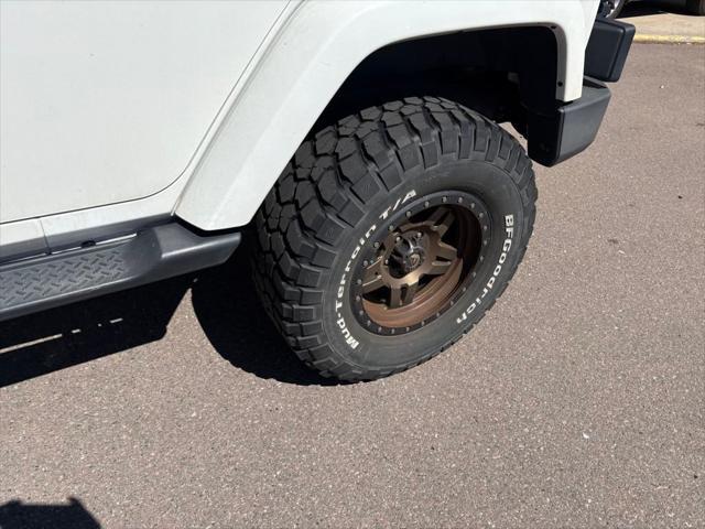 used 2015 Jeep Wrangler Unlimited car, priced at $19,495