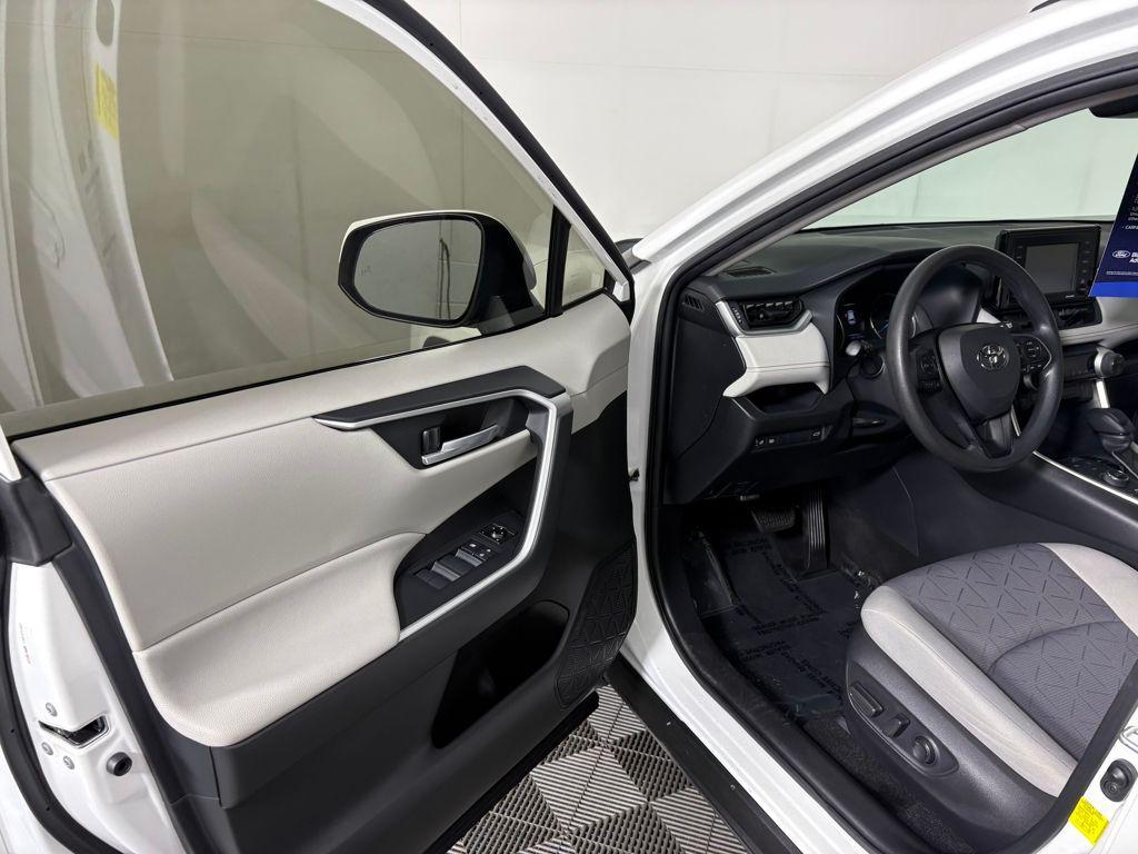 used 2020 Toyota RAV4 Hybrid car, priced at $28,299