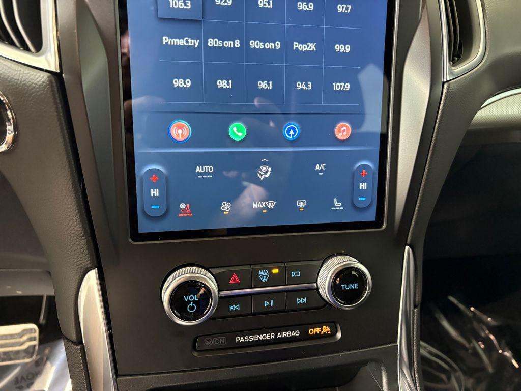 used 2024 Ford Edge car, priced at $37,899