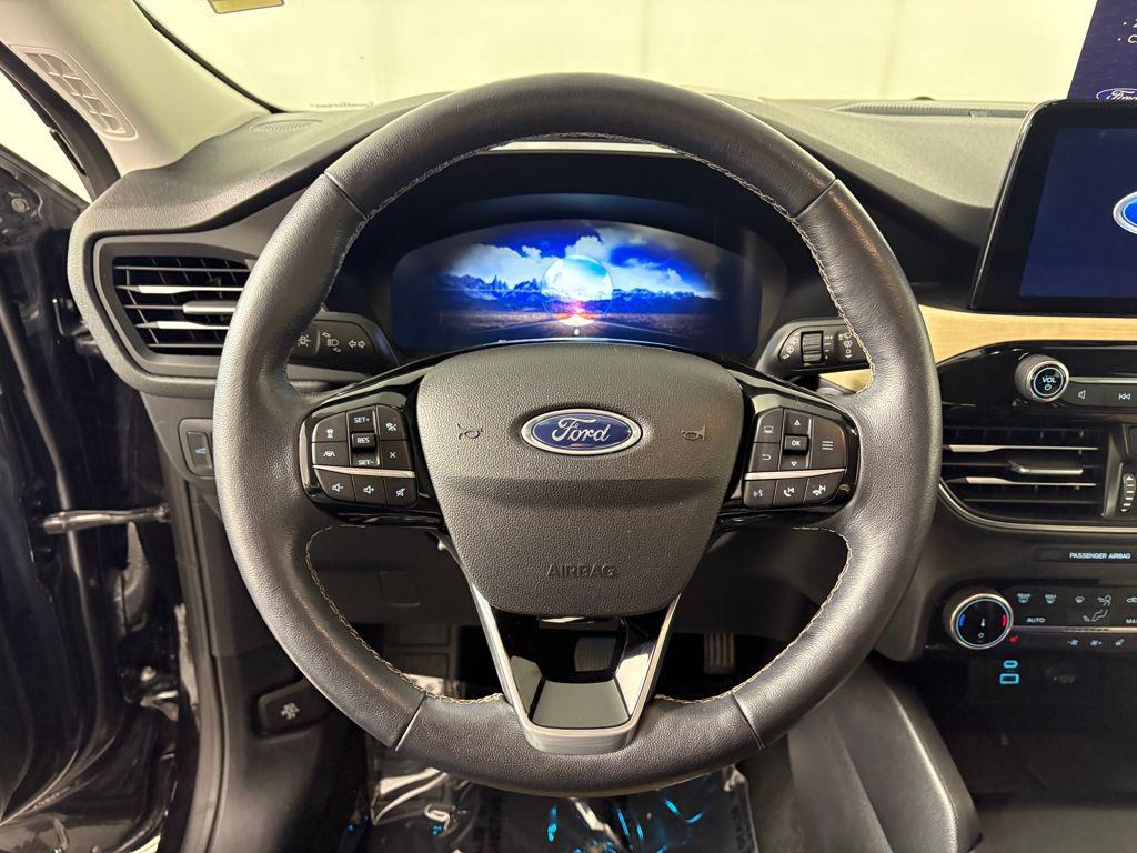 used 2022 Ford Escape car, priced at $26,999