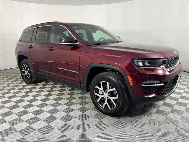 used 2024 Jeep Grand Cherokee car, priced at $43,299