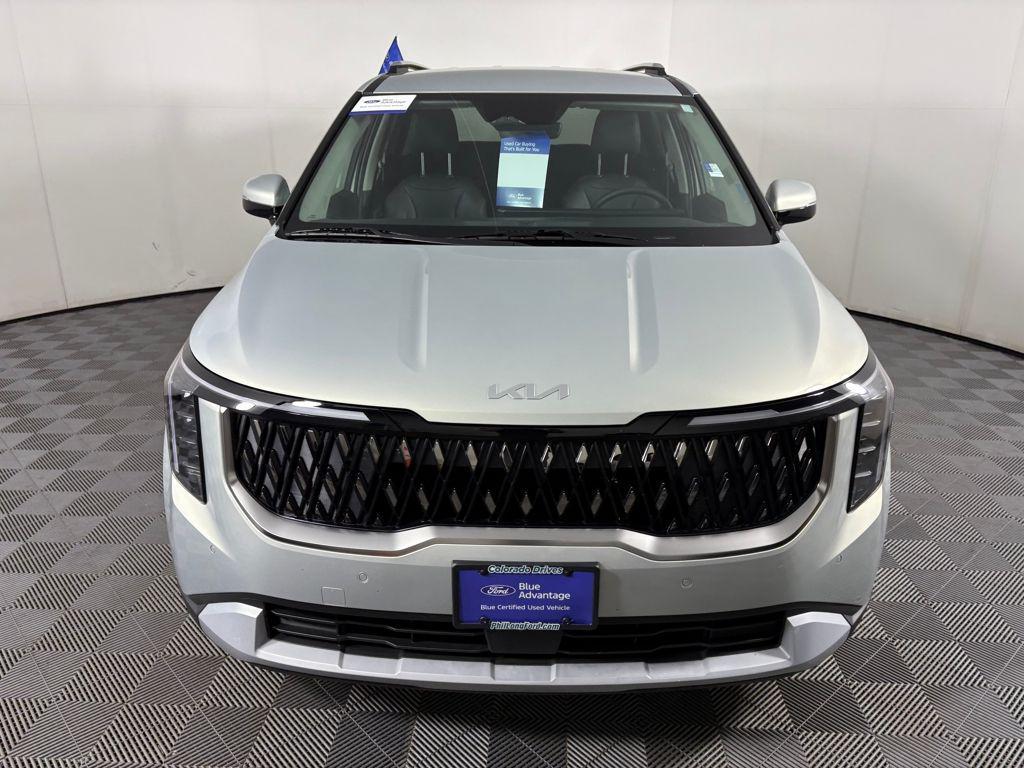 used 2025 Kia Carnival car, priced at $41,495