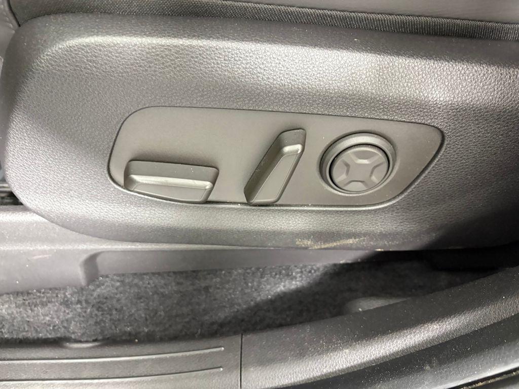 used 2025 Kia Carnival car, priced at $41,495