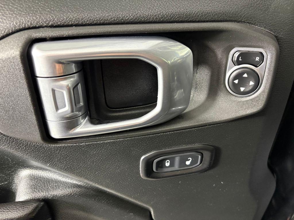 used 2020 Jeep Wrangler Unlimited car, priced at $25,995