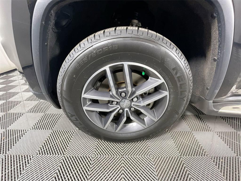 used 2018 Jeep Grand Cherokee car, priced at $18,995