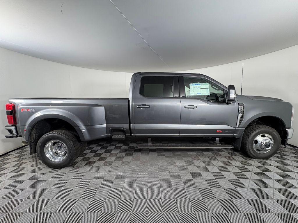 new 2025 Ford F-350 car, priced at $91,705