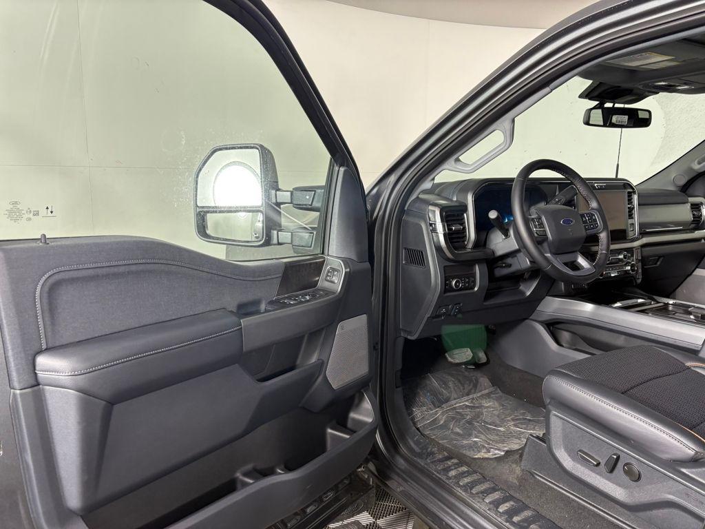 new 2025 Ford F-350 car, priced at $91,705