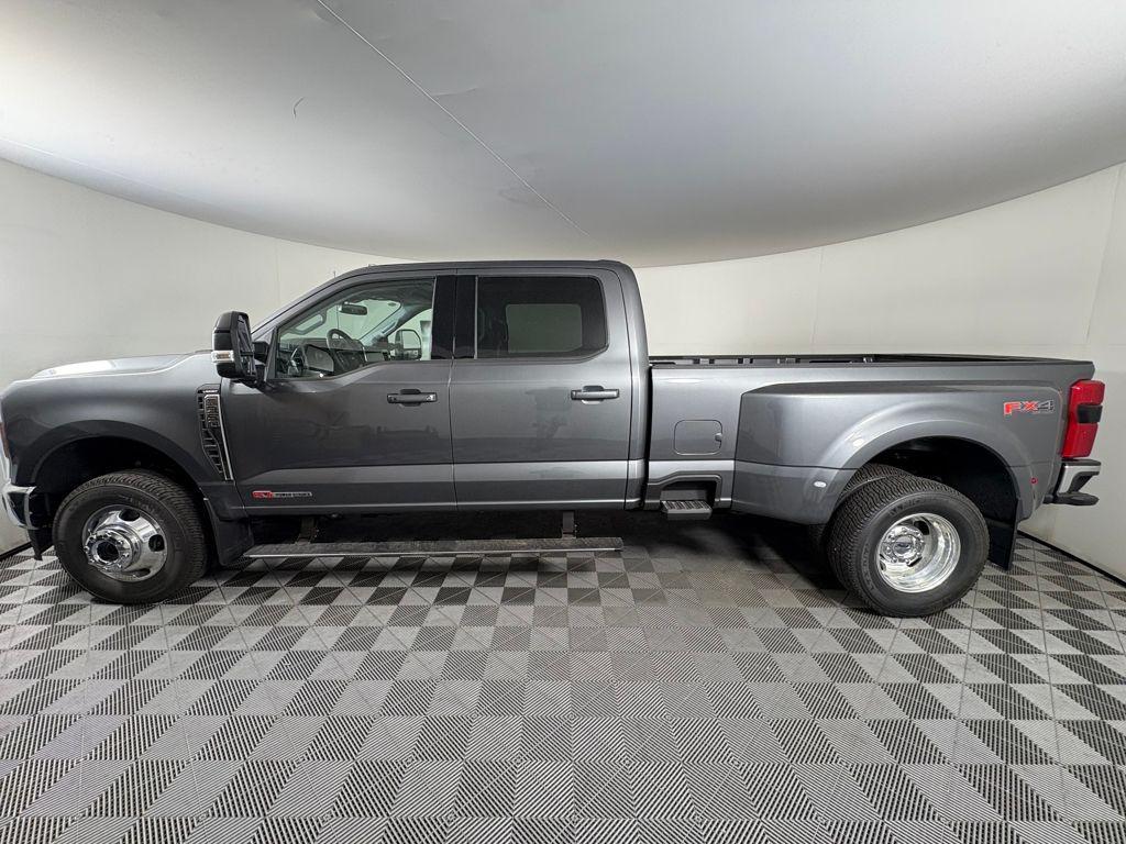 new 2025 Ford F-350 car, priced at $91,705