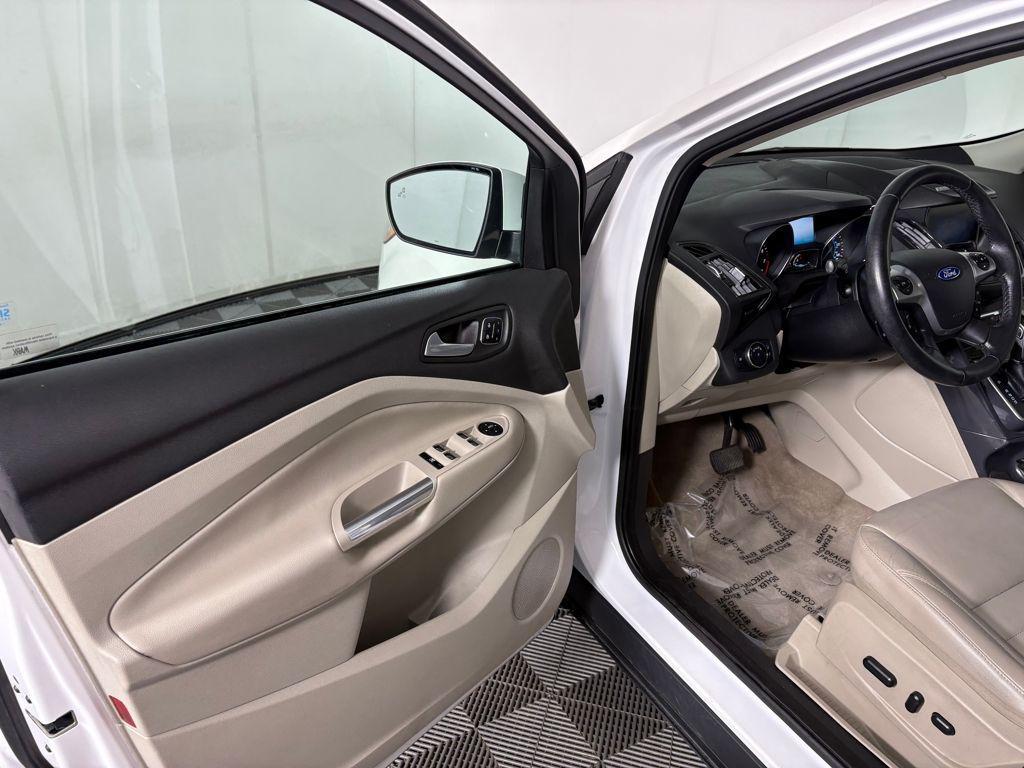 used 2014 Ford Escape car, priced at $12,995
