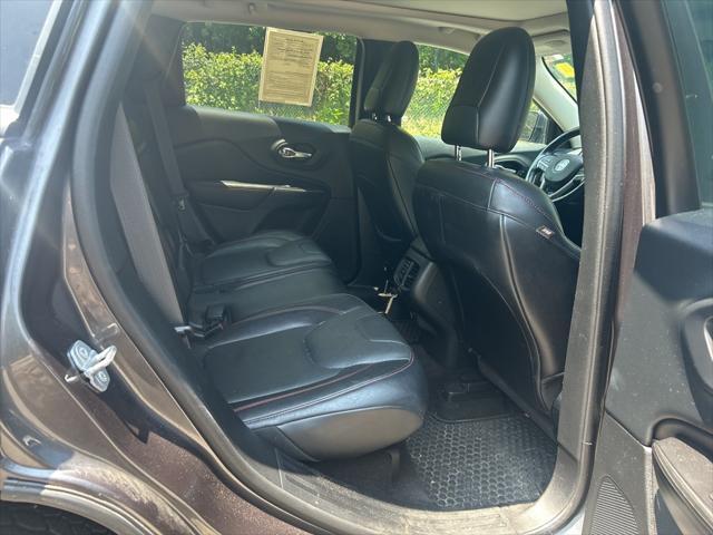 used 2015 Jeep Cherokee car, priced at $12,999