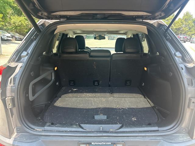 used 2015 Jeep Cherokee car, priced at $12,999