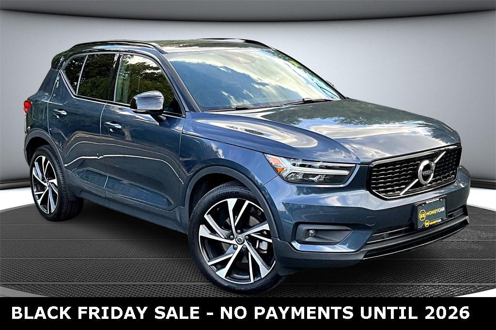used 2022 Volvo XC40 car, priced at $20,207