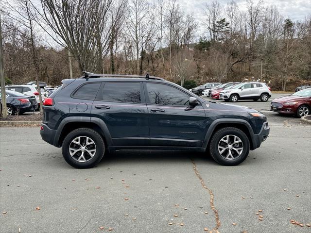 used 2018 Jeep Cherokee car, priced at $18,999