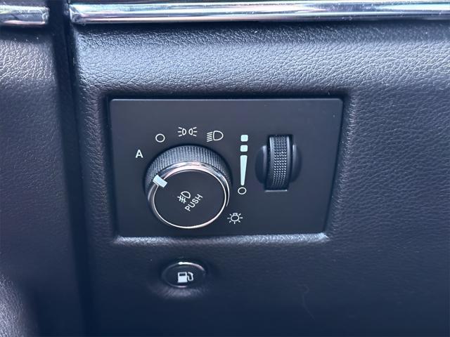 used 2021 Jeep Grand Cherokee car, priced at $25,599