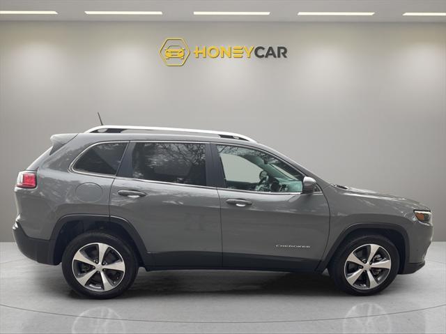 used 2021 Jeep Cherokee car, priced at $21,390