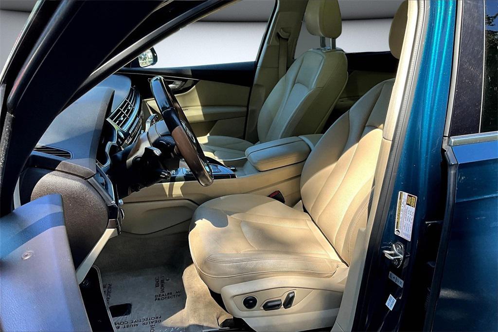 used 2019 Audi Q7 car, priced at $19,899