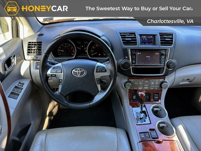 used 2013 Toyota Highlander car, priced at $17,599