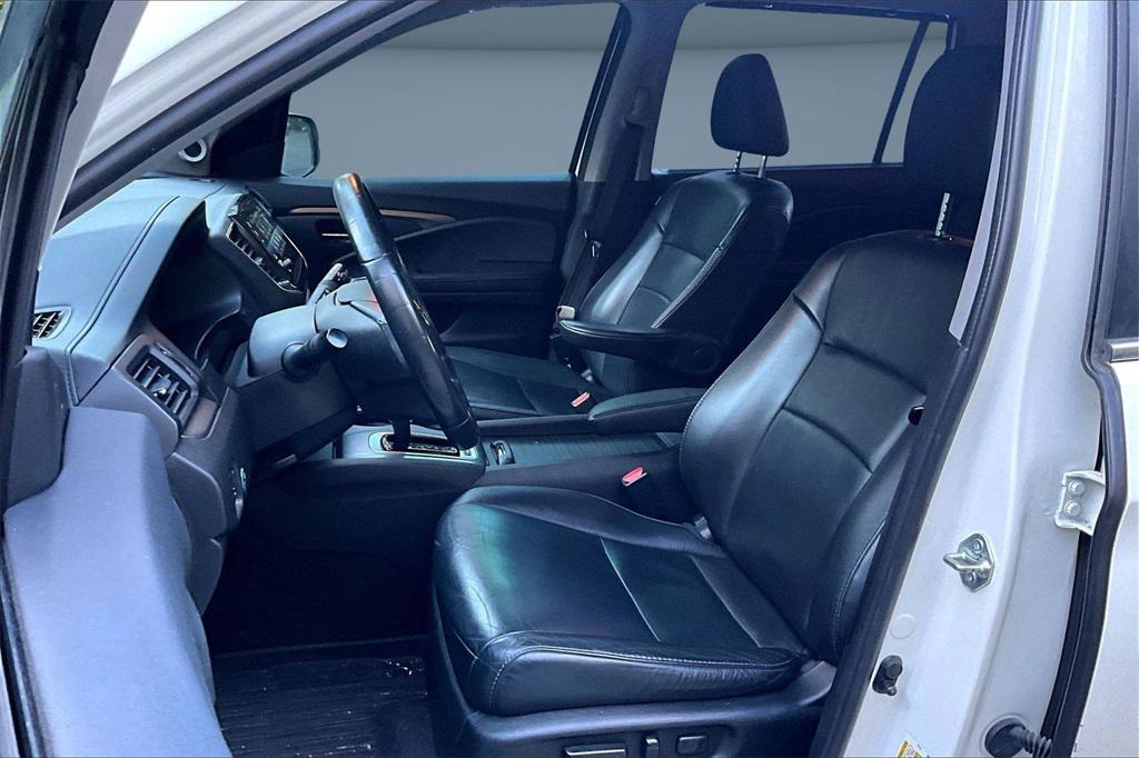 used 2019 Honda Pilot car, priced at $15,309