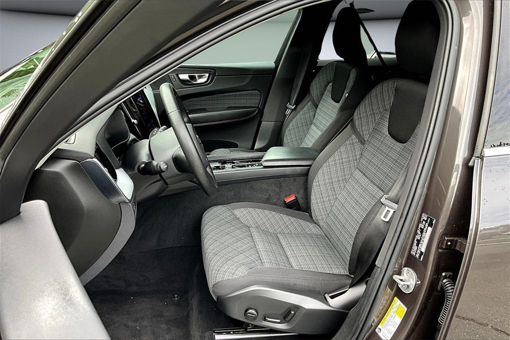 used 2022 Volvo XC60 car, priced at $22,989