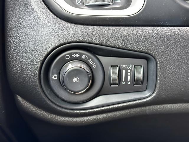 used 2021 Jeep Renegade car, priced at $16,399