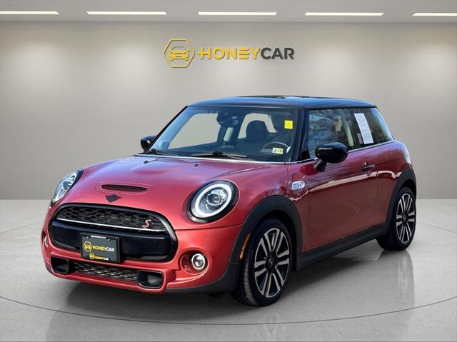 used 2021 MINI Hardtop car, priced at $18,399