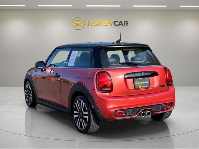 used 2021 MINI Hardtop car, priced at $18,399