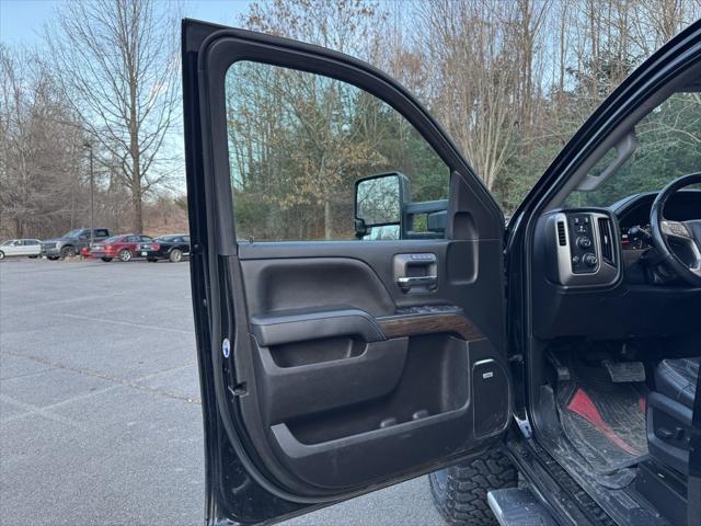 used 2019 GMC Sierra 2500 car, priced at $40,999