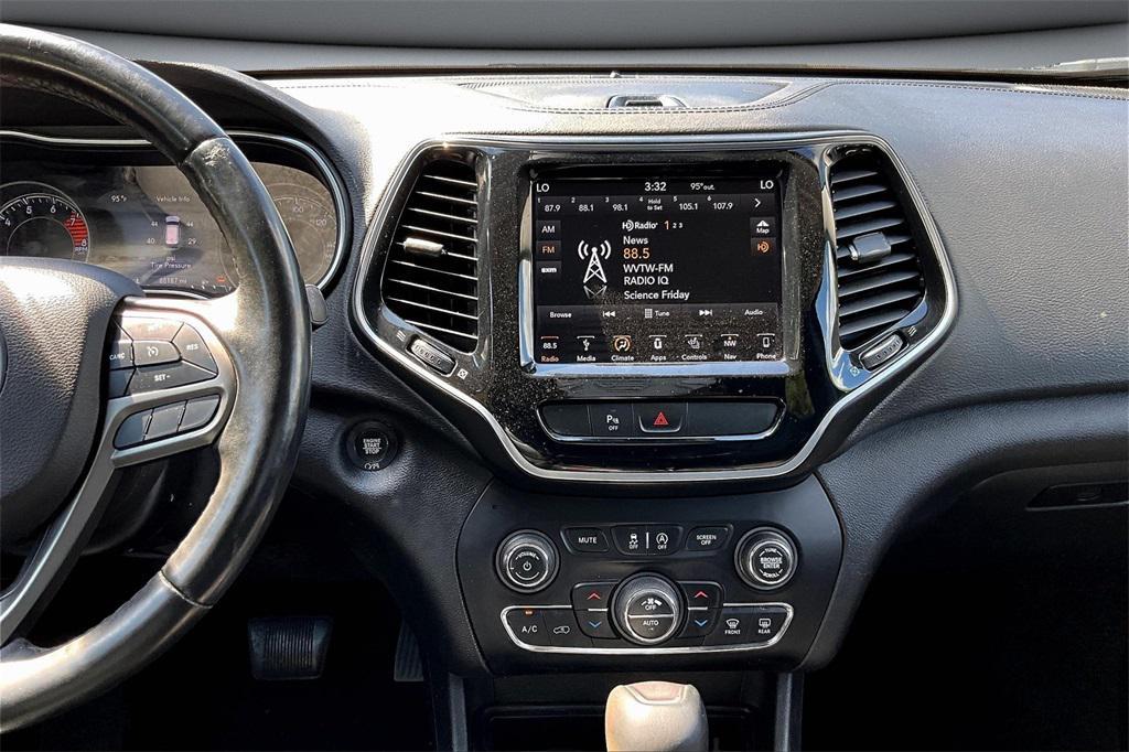 used 2019 Jeep Cherokee car, priced at $17,499