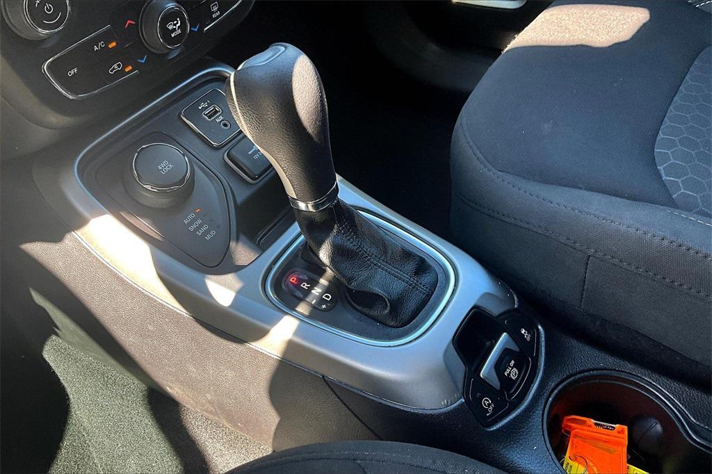 used 2020 Jeep Compass car, priced at $15,239