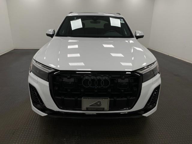 new 2025 Audi Q7 car, priced at $65,924