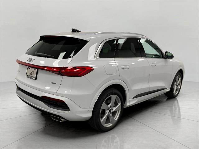 new 2025 Audi Q5 car, priced at $63,751