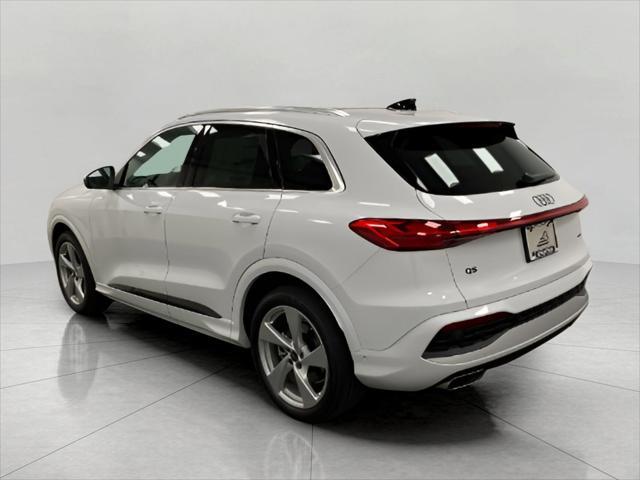 new 2025 Audi Q5 car, priced at $63,751