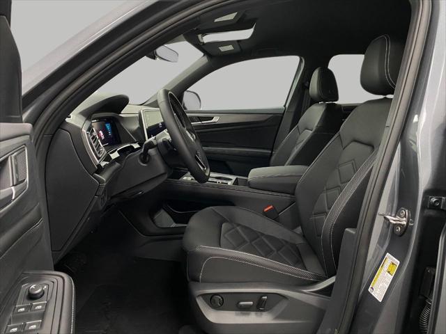 new 2025 Volkswagen Atlas Cross Sport car, priced at $39,831