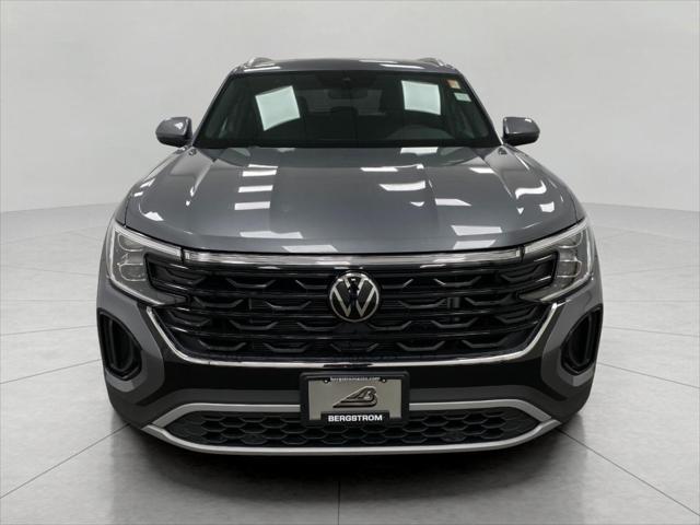 new 2025 Volkswagen Atlas Cross Sport car, priced at $39,831