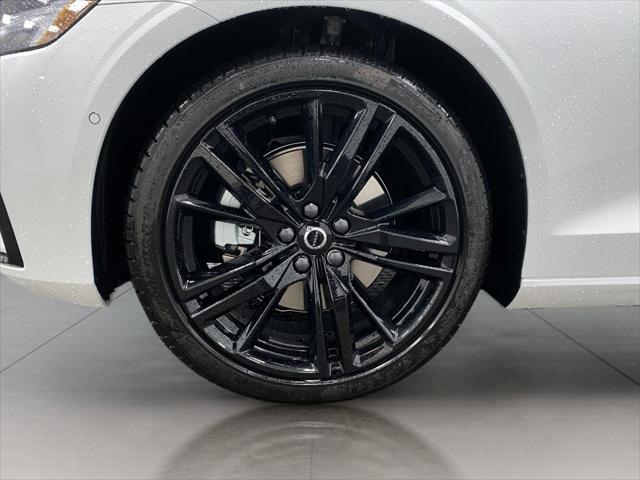 new 2024 Volvo S60 car, priced at $46,256