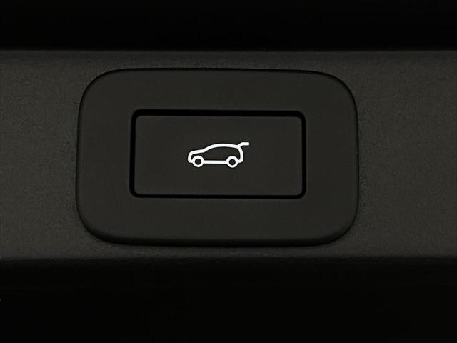 new 2025 Land Rover Range Rover car, priced at $158,260
