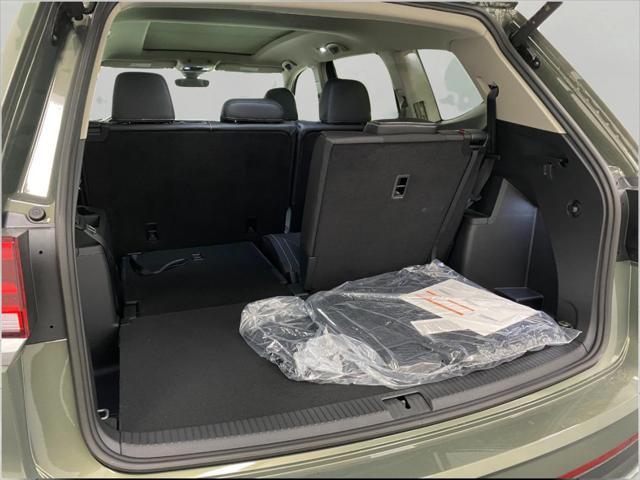 new 2025 Volkswagen Atlas car, priced at $46,351