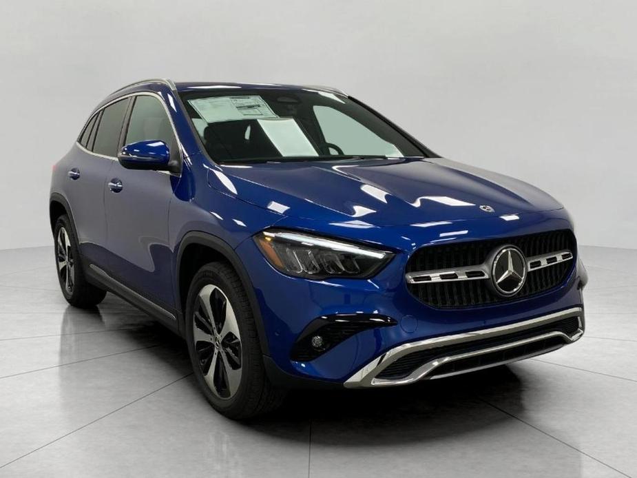 new 2025 Mercedes-Benz GLA 250 car, priced at $50,165