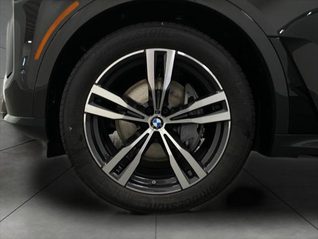 new 2026 BMW X7 car, priced at $99,665