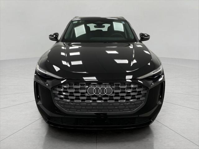 new 2025 Audi Q5 car, priced at $60,301