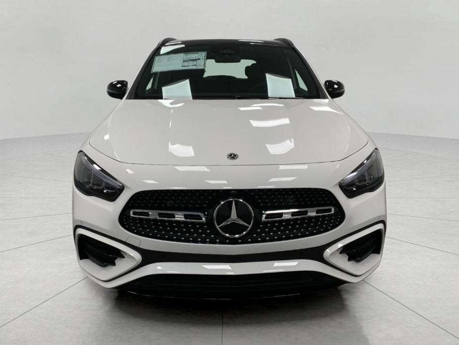 new 2025 Mercedes-Benz GLA 250 car, priced at $53,375