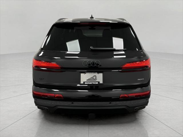 new 2025 Audi Q7 car, priced at $75,064