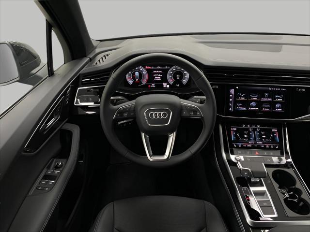 new 2025 Audi Q7 car, priced at $75,064