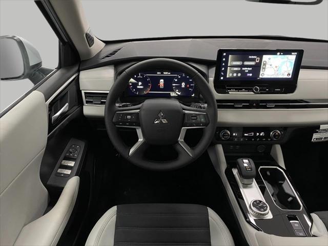 new 2025 Mitsubishi Outlander car, priced at $38,881